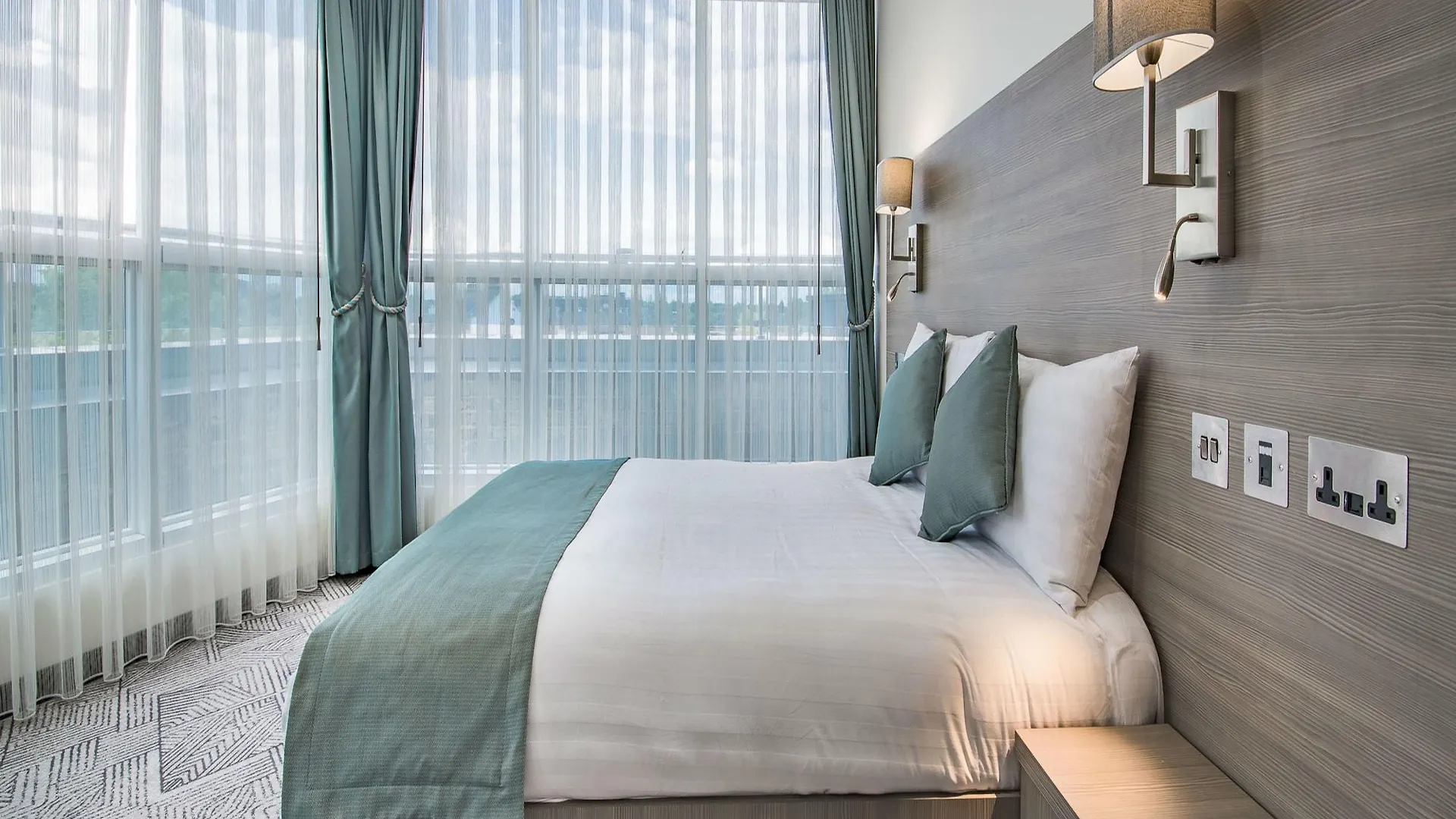 The Lion & Key Hotel London